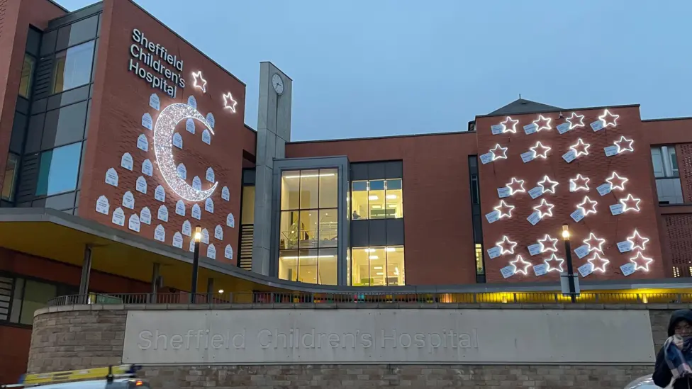 Children's hospital lit up for Ramadan