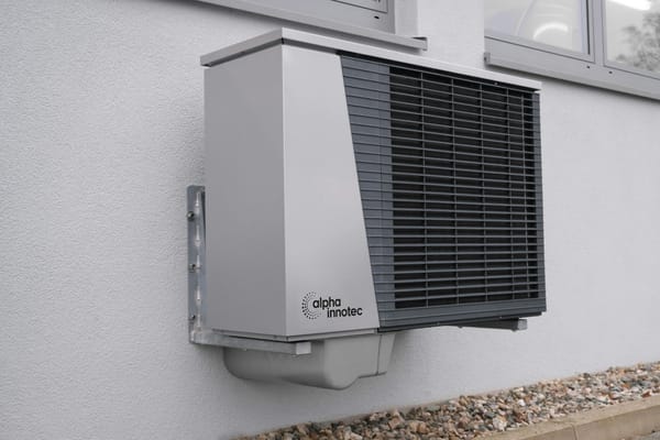 Couple's bill quadruples after 'faulty heat pump'